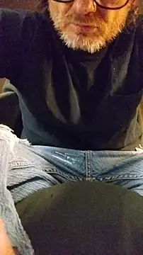 Snapshot of ROBERT0516 chatting on October 17, 12:58 am ROBERT0516 online show from October 17, 12:58 am