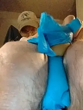 Snapshot of ROBERT0516 chatting on October 27, 6:50 am ROBERT0516 online show from October 27, 6:50 am