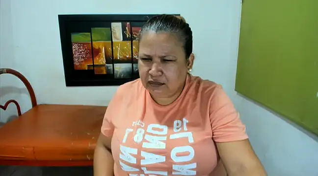 Snapshot of beckyummys chatting on January 22, 12:06 pm beckyummys online show from January 22, 12:06 pm