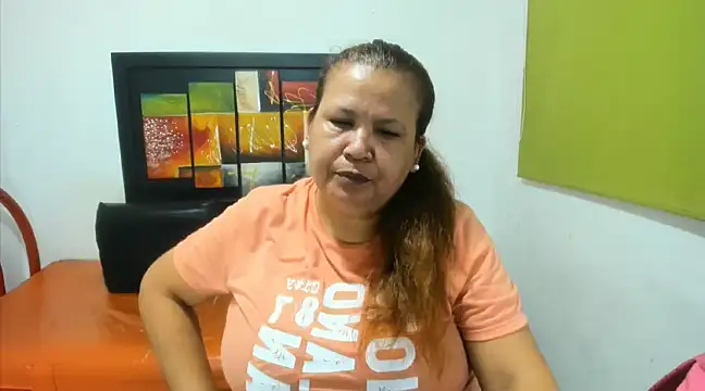 Snapshot of beckyummys chatting on January 29, 11:51 am beckyummys online show from January 29, 11:51 am