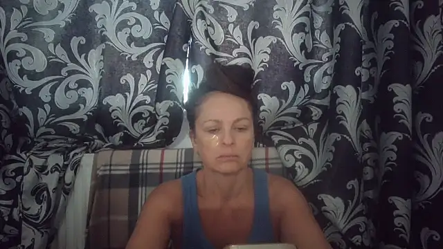 LindaStarS online show from September 29, 5:12 am