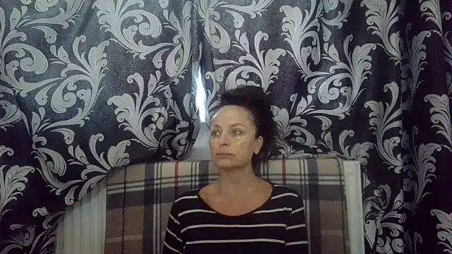 LindaStarS online show from October 19, 7:31 am