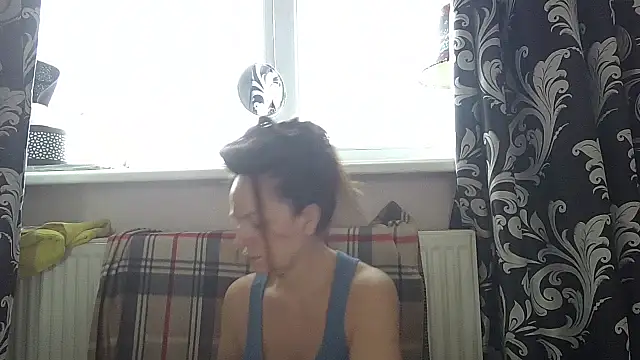 LindaStarS online show from March 1, 8:49 am