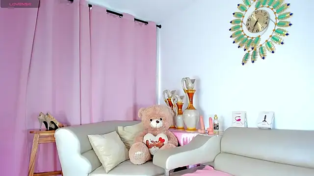 Snapshot of latinwondercockts chatting on October 4, 12:25 pm latinwondercockts online show from October 4, 12:25 pm