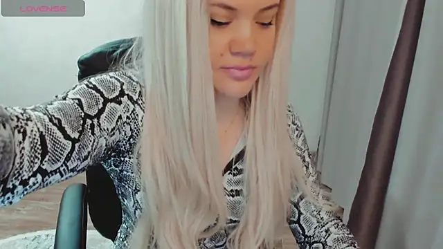 AllAboutLoveXx online show from February 1, 7:26 am