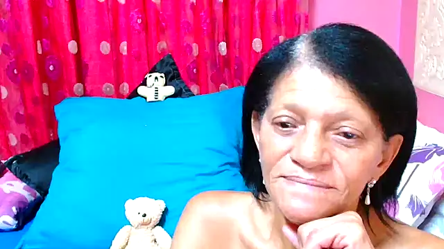 SLUTTYROXY online show from January 28, 6:49 pm
