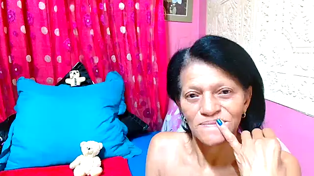 SLUTTYROXY online show from February 1, 2:56 pm