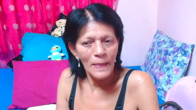 Snapshot of SLUTTYROXY chatting on February 15, 7:54 pm SLUTTYROXY online show from February 15, 7:54 pm