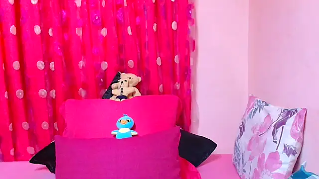 Snapshot of SLUTTYROXY chatting on February 21, 8:15 am SLUTTYROXY online show from February 21, 8:15 am