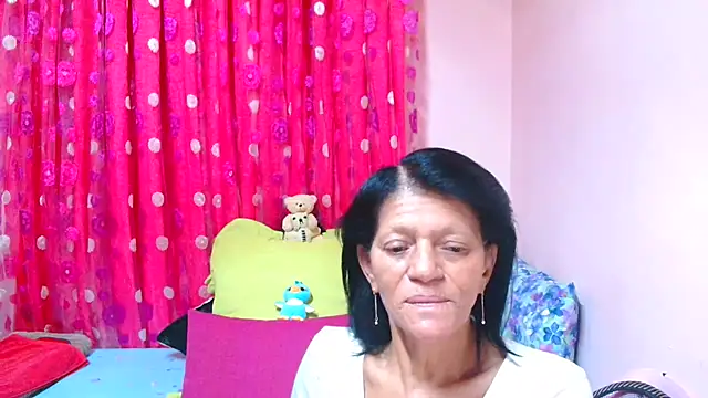 Snapshot of SLUTTYROXY chatting on February 23, 5:54 pm SLUTTYROXY online show from February 23, 5:54 pm