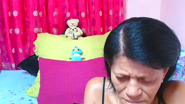 Snapshot of SLUTTYROXY chatting on February 25, 7:45 pm SLUTTYROXY online show from February 25, 7:45 pm