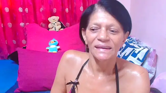 SLUTTYROXY online show from March 9, 8:18 am