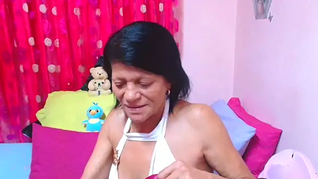 SLUTTYROXY online show from April 15, 7:58 pm