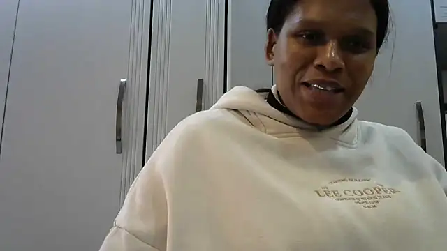 blackslut4u online show from May 13, 2:25 pm