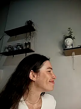 loveuu-bae online show from December 4, 11:46 pm