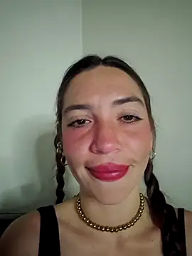 loveuu-bae online show from December 4, 1:15 am