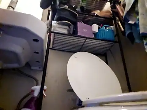 UncutHammer69 online show from October 18, 6:48 am