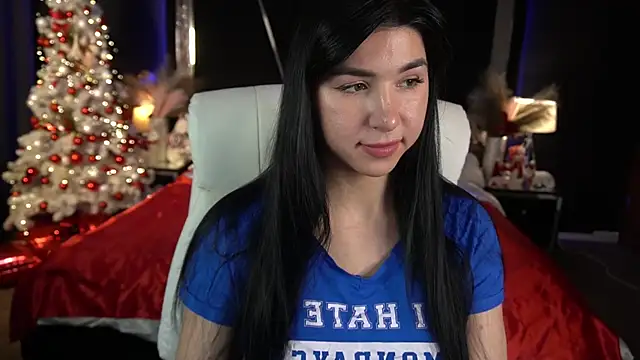 EmilyCandyy online show from January 12, 7:02 am