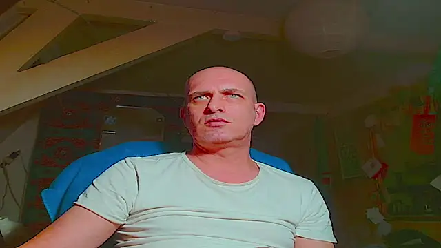 maxhard77 online show from January 31, 9:35 pm