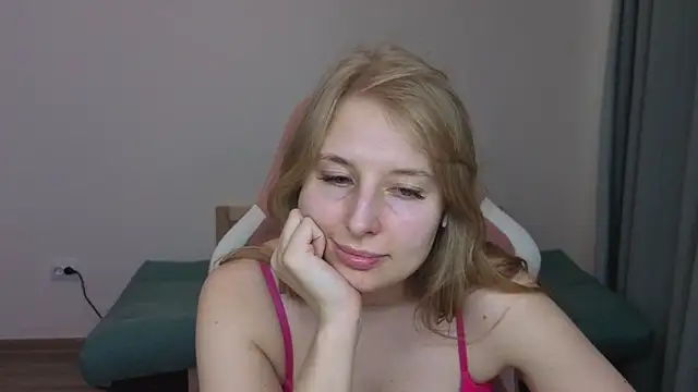 Snapshot of Jessy_Ginger chatting on May 11, 4:04 pm Jessy Ginger online show from May 11, 4:04 pm