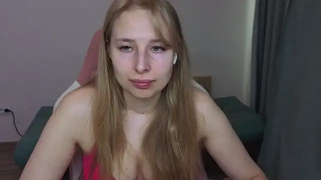 Snapshot of Jessy_Ginger chatting on May 21, 12:12 pm Jessy Ginger online show from May 21, 12:12 pm