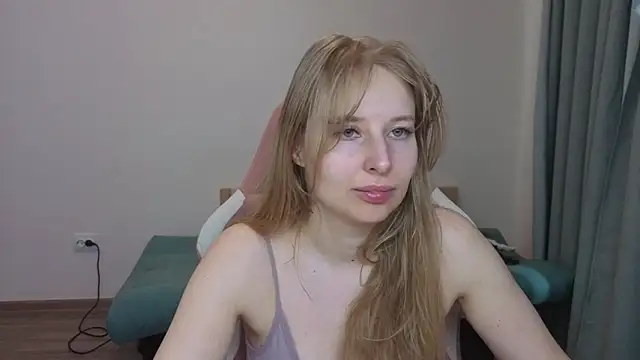 Snapshot of Jessy_Ginger chatting on June 1, 8:38 am Jessy Ginger online show from June 1, 8:38 am