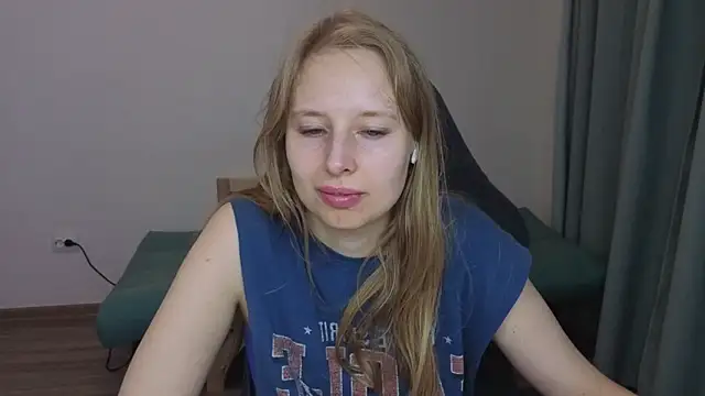 Snapshot of Jessy_Ginger chatting on June 15, 3:03 pm Jessy Ginger online show from June 15, 3:03 pm