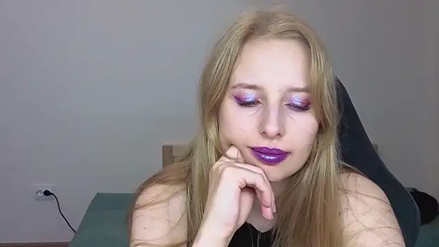 Snapshot of Jessy_Ginger chatting on July 3, 5:08 pm Jessy Ginger online show from July 3, 5:08 pm