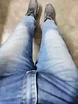 Snapshot of bigh96dik chatting on December 26, 1:10 pm bigh96dik online show from December 26, 1:10 pm