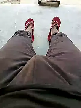 Snapshot of bigh96dik chatting on January 17, 9:28 am bigh96dik online show from January 17, 9:28 am