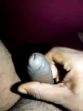 Snapshot of bigh96dik chatting on January 18, 5:59 pm bigh96dik online show from January 18, 5:59 pm