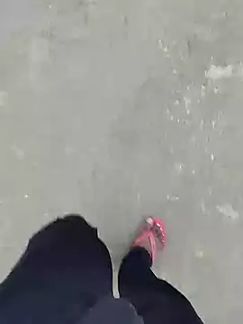 Snapshot of bigh96dik chatting on January 19, 7:15 am bigh96dik online show from January 19, 7:15 am