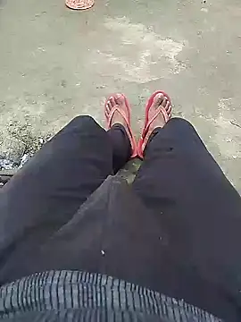 Snapshot of bigh96dik chatting on January 25, 5:18 am bigh96dik online show from January 25, 5:18 am