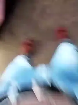 Snapshot of bigh96dik chatting on January 31, 10:42 am bigh96dik online show from January 31, 10:42 am