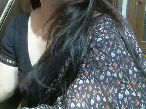 UrsMansi online show from May 17, 8:16 pm