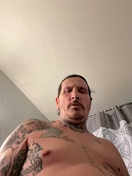 Snapshot of tazzfazz chatting on March 4, 4:51 am tazzfazz online show from March 4, 4:51 am