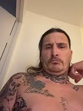 tazzfazz online show from March 23, 3:32 am