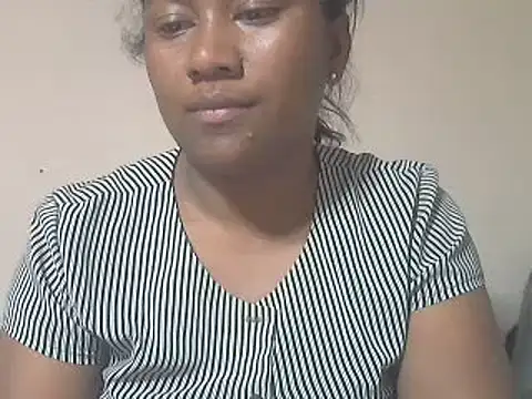 Snapshot of cutybigass chatting on June 18, 5:39 pm cutybigass online show from June 18, 5:39 pm