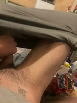 Snapshot of mikeylong chatting on February 3, 10:04 pm mikeylong online show from February 3, 10:04 pm