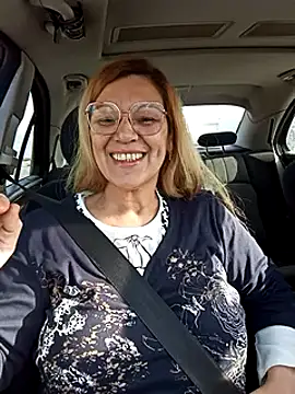 Snapshot of Melmamalhuda@xh chatting on February 19, 4:22 pm Melmamalhudaxh online show from February 19, 4:22 pm