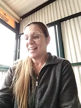 Snapshot of Melmamalhuda@xh chatting on February 27, 5:04 pm Melmamalhudaxh online show from February 27, 5:04 pm