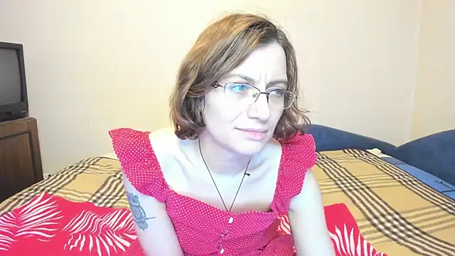 MarilynDream online show from December 28, 9:30 pm