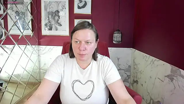 Snapshot of KellyPerfection chatting on March 15, 1:29 pm KellyPerfection online show from March 15, 1:29 pm