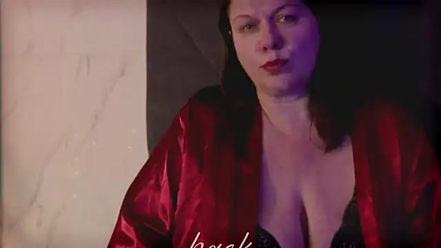 KellyPerfection online show from July 18, 6:01 pm