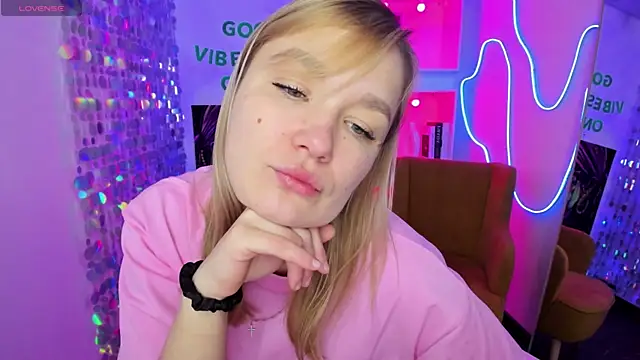 BellaDreamy online show from April 19, 9:08 am