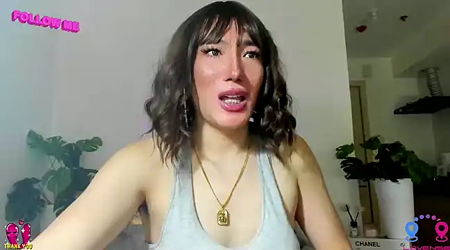 hottycrishina online show from January 31, 5:19 am