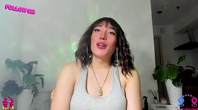 hottycrishina online show from February 6, 6:18 am