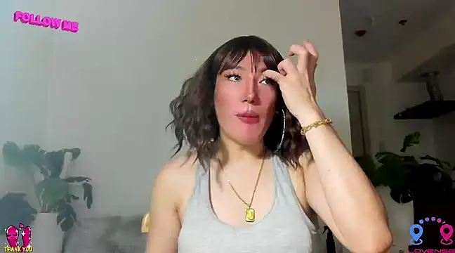 hottycrishina online show from February 7, 5:20 am