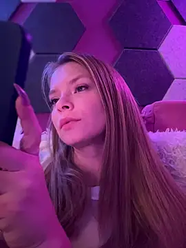 Snapshot of AnastasiaAniess chatting on November 7, 9:04 pm AnastasiaAniess online show from November 7, 9:04 pm