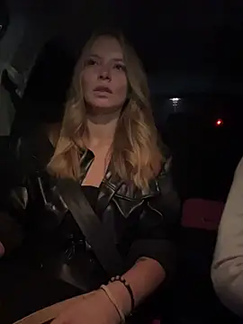 Snapshot of AnastasiaAniess chatting on November 8, 8:29 pm AnastasiaAniess online show from November 8, 8:29 pm